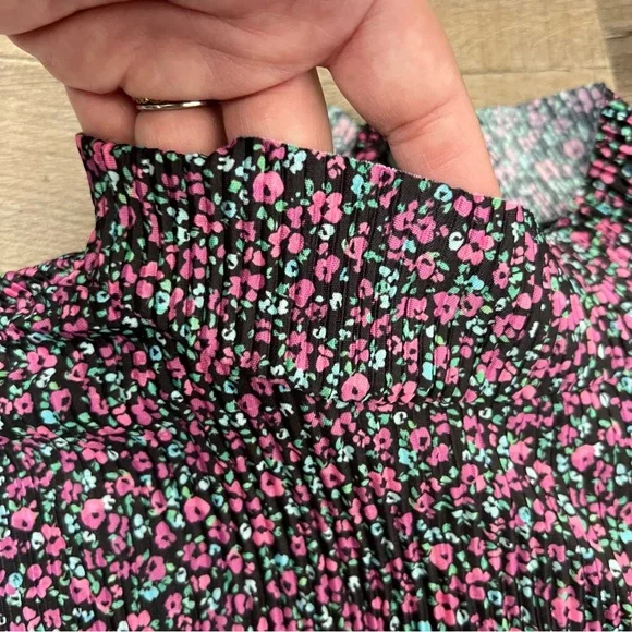 Bershka Long Sleeve Dainty Floral Print Pleated Mini Dress Size Small - Picture 5 of 14